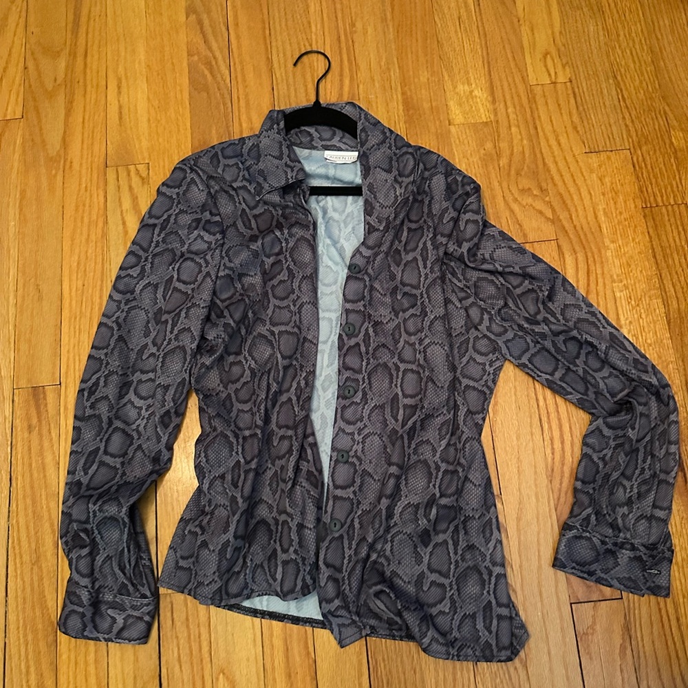 Elegant Gray Snake Print Women's Blouse